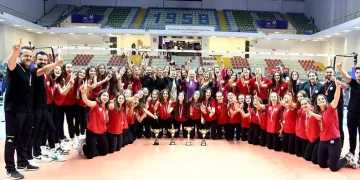 Nilüfer’in gençlerinden 4 şampiyonluk