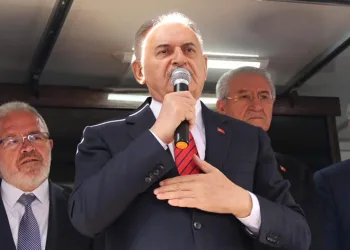 Yıldırım bayramlaşma programına katıldı