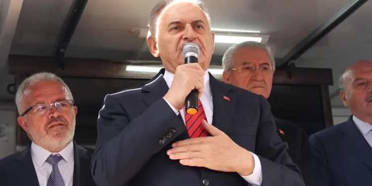 Yıldırım bayramlaşma programına katıldı
