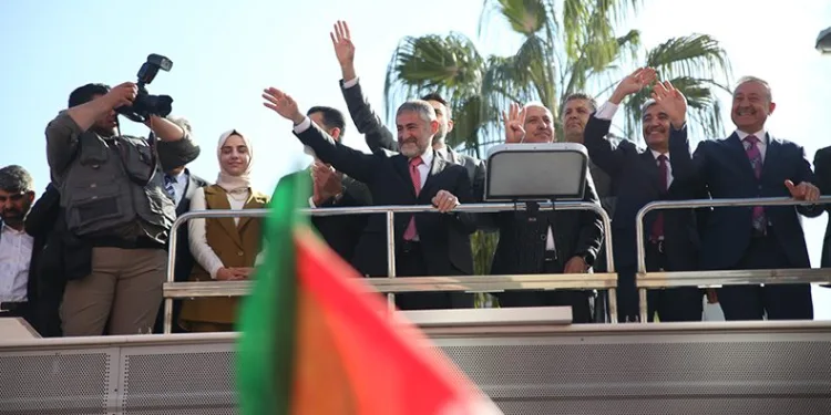 “Bunlar sürekli yapamazlar, edemezler diyen ezikler”