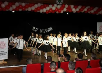 Bursa’da Ulusal Egemenlik ve Çocuk Bayramı kutlandı