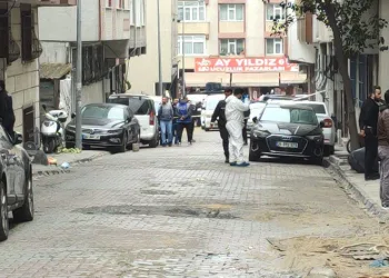 Nişanlısını silahla vurup intihar etti