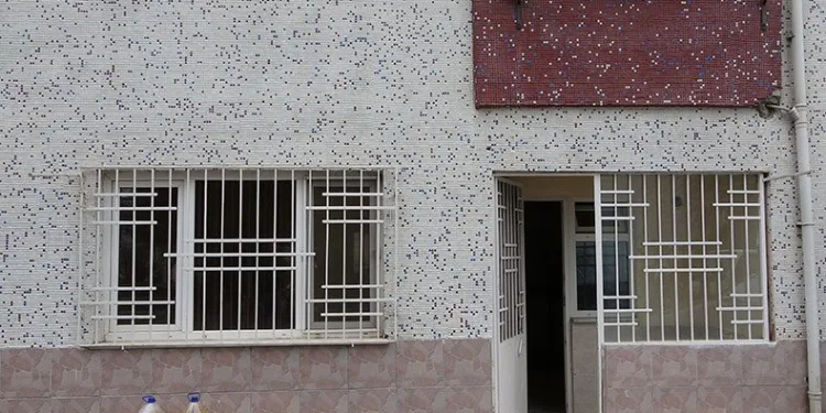 Bursa’da, kiracısı evi bırakıp kaçınca, evine hırsız gibi girdi