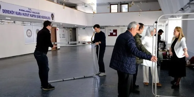 Sınır kapılarında oy verme hazırlıkları yapılıyor