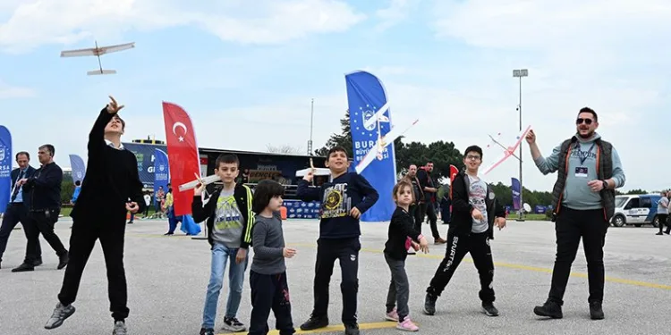 TEKNOFEST’in Bursa ayağında İHA’lar yarışıyor