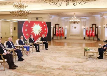 “Milletimiz işi ilk turda bitirecek”