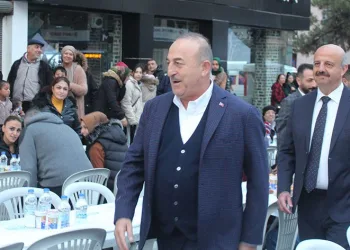 “Türkiye savunma sanayiinde dünyada bir yıldızdır”