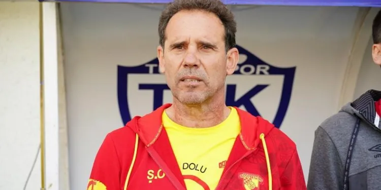 Göztepe Teknik Direktörü Şakir Özkayımoğlu: “Bizim açımızdan çok kritik bir maçtı”