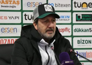 Sakaryaspor Teknik Direktörü Taner Taşkın: “Mağlubiyette bütün sorumluluk bana ait”