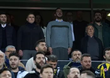 A Milli Takım Teknik Direktörü Stefan Kuntz, derbiyi takip etti