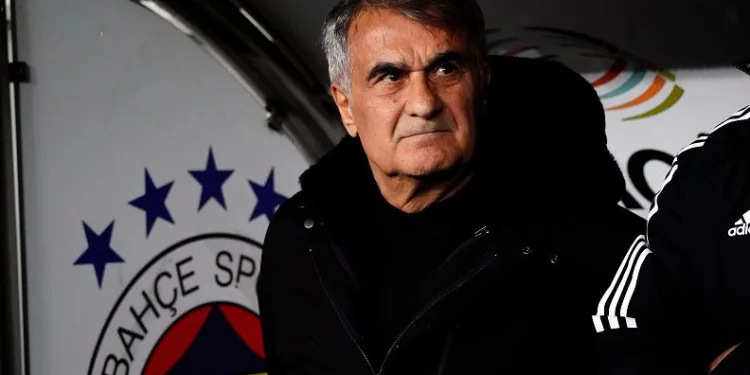 Şenol Güneş, Kadıköy’de ilk galibiyetini aldı