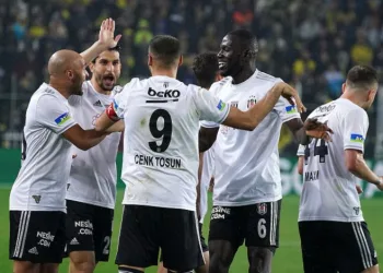 Beşiktaş, Kadıköy’de 20. galibiyetini aldı