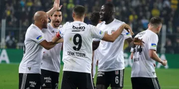 Beşiktaş, Kadıköy’de 20. galibiyetini aldı
