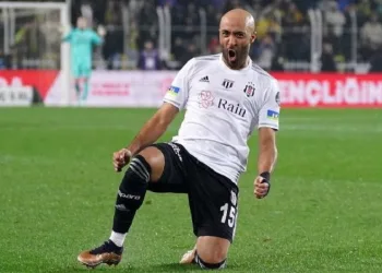 Beşiktaş’ta maçın gidişatını Nathan Redmond değiştirdi