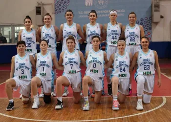 İzmit Belediyespor, playoff öncesi bugün son maçına çıkıyor