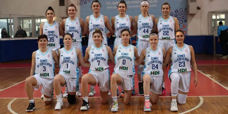 İzmit Belediyespor, playoff öncesi bugün son maçına çıkıyor