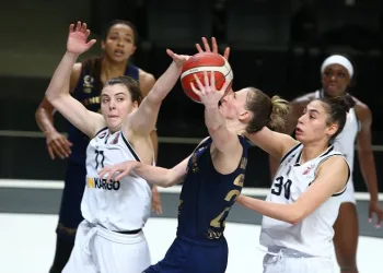 Fenerbahçe, KBSL’de yarı finale yükseldi