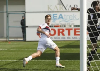 1461 Trabzon FK’da Batuhan Kör’ün performansı dikkat çekiyor