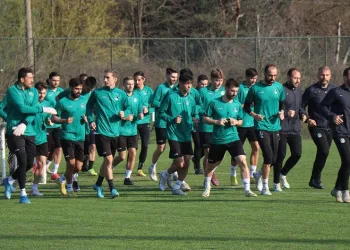 Sakaryaspor: “TFF’den ivedilikle Altay-Sakaryaspor maçının VAR kayıtlarını açıklamasını talep ediyoruz”