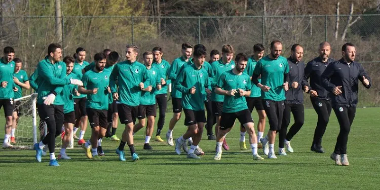 Sakaryaspor: “TFF’den ivedilikle Altay-Sakaryaspor maçının VAR kayıtlarını açıklamasını talep ediyoruz”