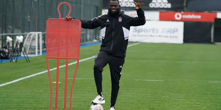 Beşiktaşlı futbolcu Omar Colley: “Hedefimiz sezon sonunda ligi Avrupa’ya katılabilecek pozisyonda bitirebilmek”