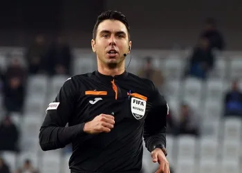 Sivasspor-Başakşehir maçında Arda Kardeşler düdük çalacak