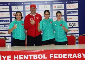 A Milli Kadın Hentbol Takımı, Sırbistan karşısında zoru başarmak istiyor