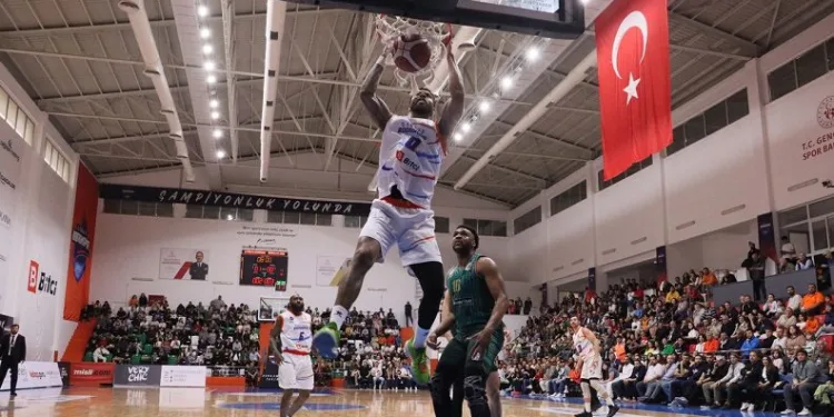 Çağdaş Bodrum Spor şampiyonluğa koşuyor