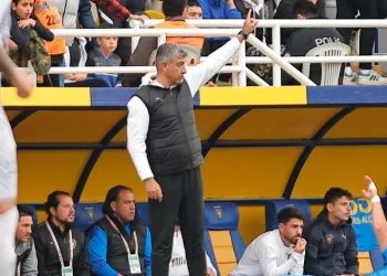 Bucaspor 1928, Sait Karafırtınalar’la çıkışını sürdürüyor