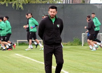 Denizlispor’da yeni teknik heyet takımın başına geçti