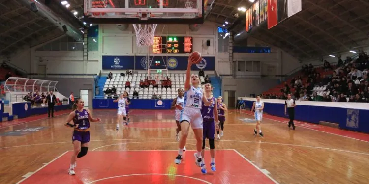 TKBL: İzmit Belediyespor: 72 – Tourism & Boğaziçi Basketbol: 70