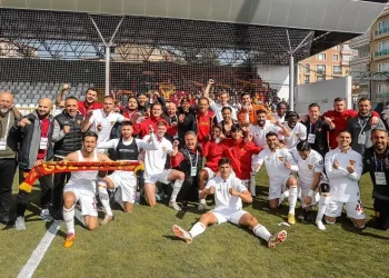 Göztepe, ilk kez play-off hattında