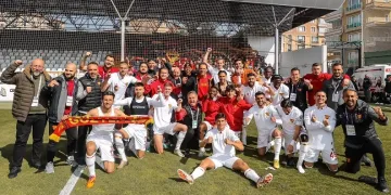 Göztepe, ilk kez play-off hattında