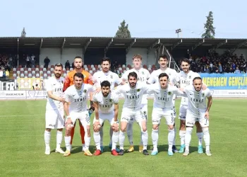 Menemen FK alt sıralardan kurtulamıyor