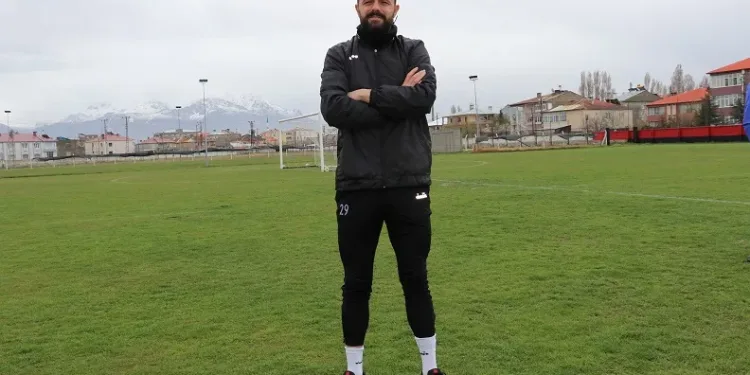 Vanspor FK kalecisi Haydar Yılmaz, Şenol Güneş’in rekorunu kırdı