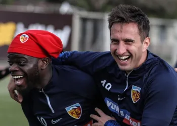Kayserispor lidere bileniyor