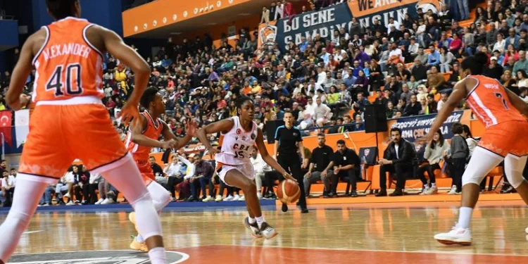 Yenişehir Belediyesi Final-Four’da mücadele eden ÇBK için dev ekran kuracak