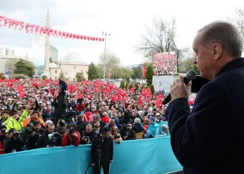 “Türkiye tarihi bir seçim yaşayacak”