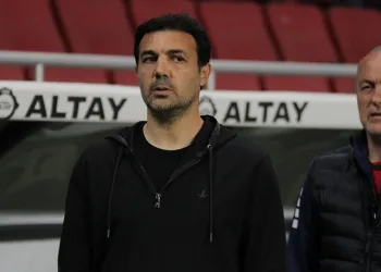Altınordu Teknik Direktörü Hasan Özer: “Alt taraf cadı kazanı gibi”