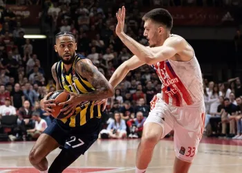 Fenerbahçe Beko, THY EuroLeague’de Play-off’a yükseldi