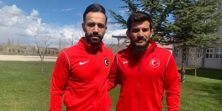 Milli güreşçiler Soner Demirtaş ve Servet Coşkun, Avrupa’da mindere çıkmaya hazır