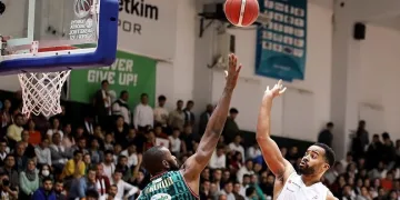 Pınar Karşıyaka’nın ilk iki şansı zora girdi