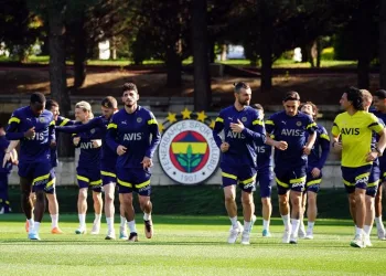 Fenerbahçe, Başakşehir maçı hazırlıklarını sürdürdü