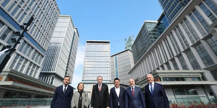 İstanbul Finans Merkezi açıldı