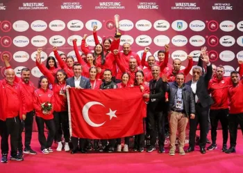Kadın Milli Güreş Takımı Avrupa ikincisi oldu