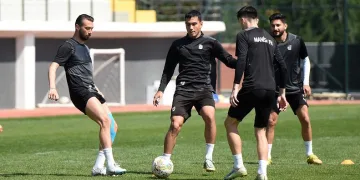 Manisa FK, Altınordu hazırlıklarına devam etti