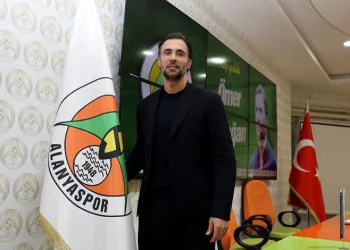 Alanyaspor’da Ömer Erdoğan dönemi