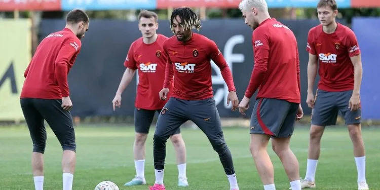 Galatasaray, Beşiktaş maçı hazırlıklarına başladı