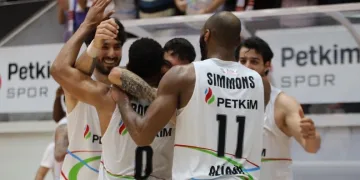 Aliağa Petkimspor yükselişe geçti