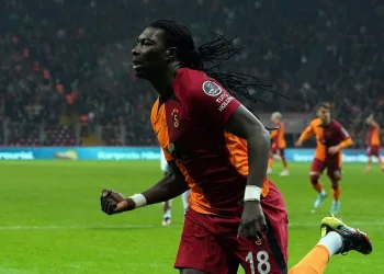 Galatasaray’da Gomis’in geleceği yarın belli olacak!